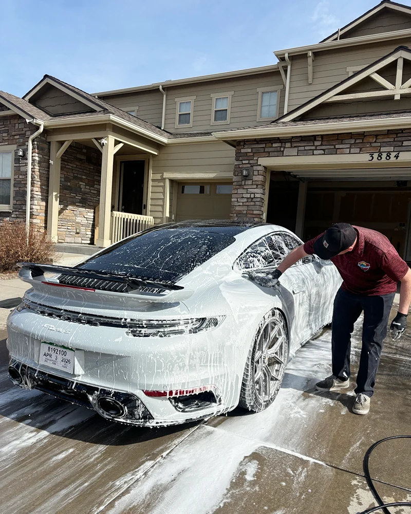 Exterior car detailing services