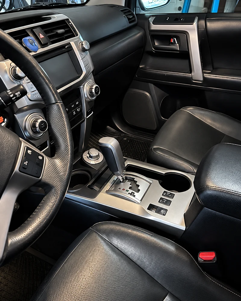 Interior car detailing services
